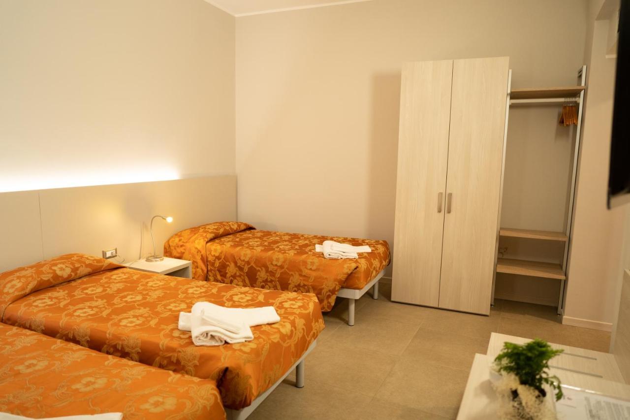 Hotel Europa Дособуоно Екстериор снимка