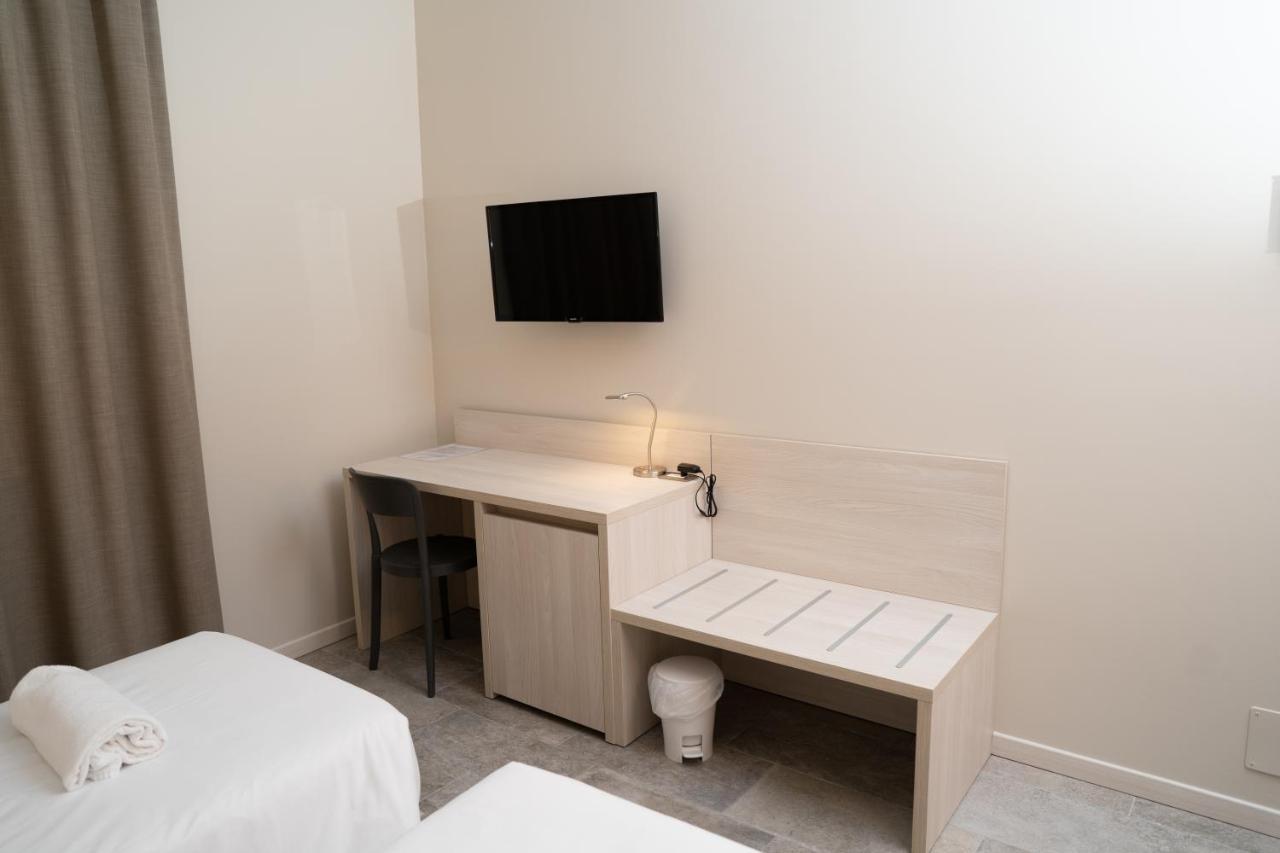 Hotel Europa Дособуоно Екстериор снимка